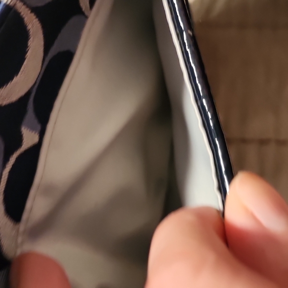 Coach wristlet - Picture 4 of 4